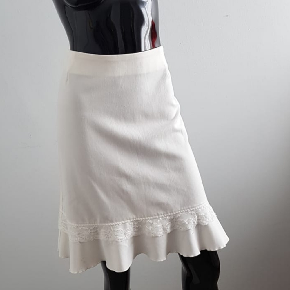 Rampage Classic Super Stretchy  Skirt Size 9    (K)